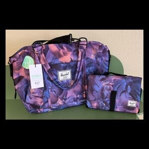 Hershel Sprout diaper bag with changing mat. New with tags.